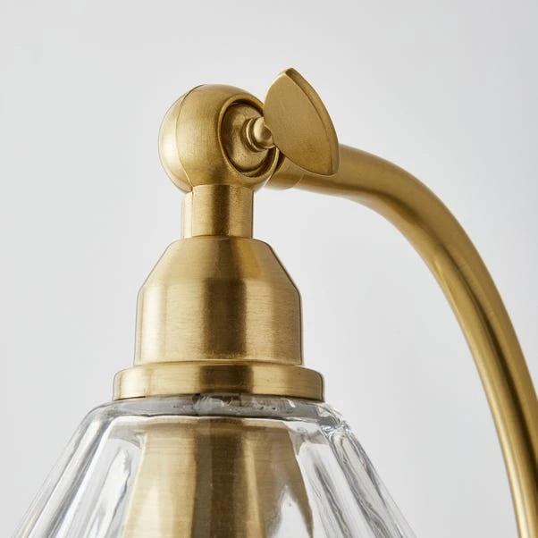 Churchgate Allexton Plug In Wall Light - Image 8