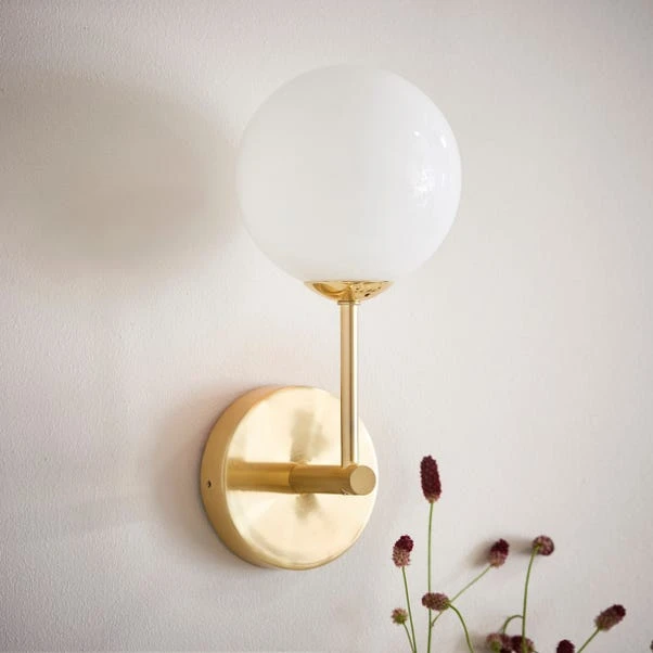 Vogue Hartwell Wall Light - Image 2
