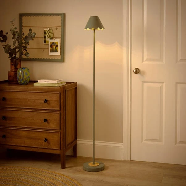Remi Scalloped Rechargeable Metal Floor Lamp - Image 2